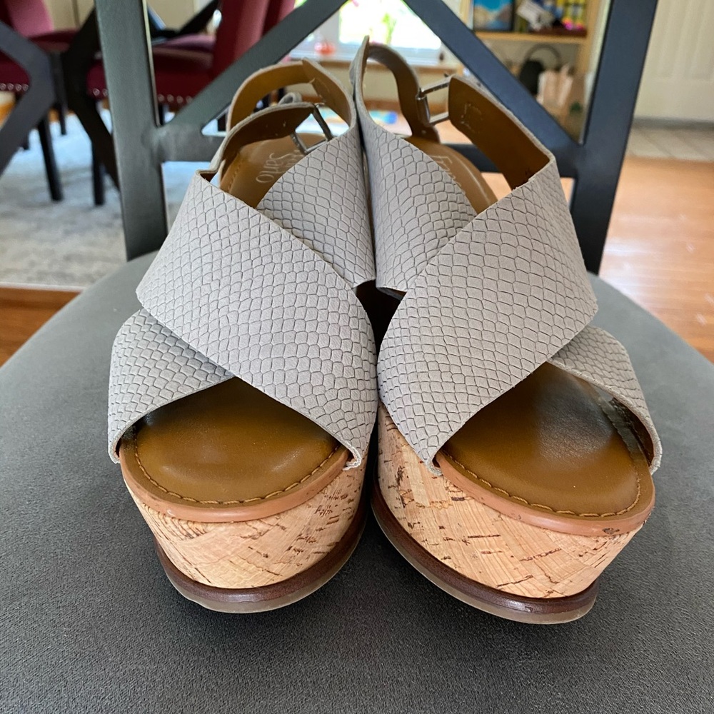 Franco sarto wedges
